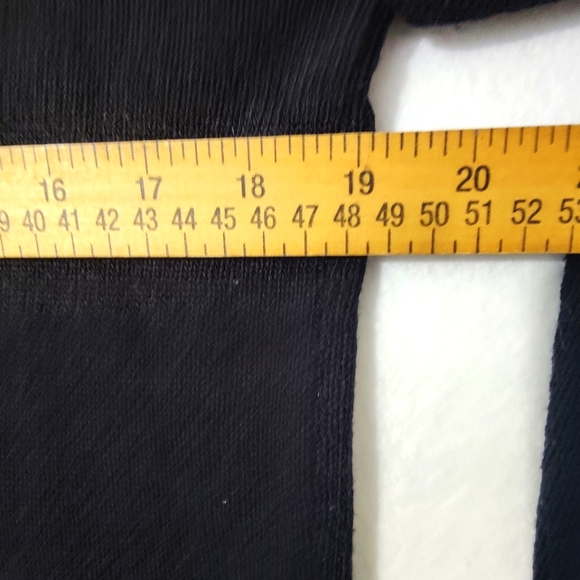 Laura Petites By Alyzie Long Sleeve Women's V Neck 5 Button 🖤 Sweater Size 10 - Picture 5 of 6